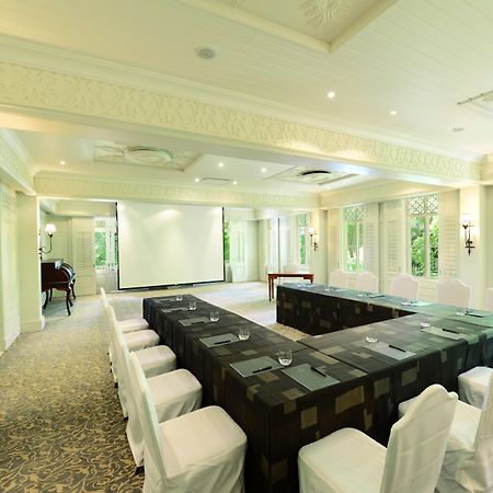 Heritage Le Telfair Golf & Wellness Resort Bel Ombre Bagian luar foto The meeting room