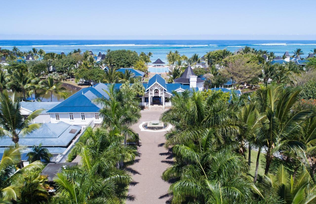 Heritage Le Telfair Golf & Wellness Resort Bel Ombre Bagian luar foto Aerial view of the resort
