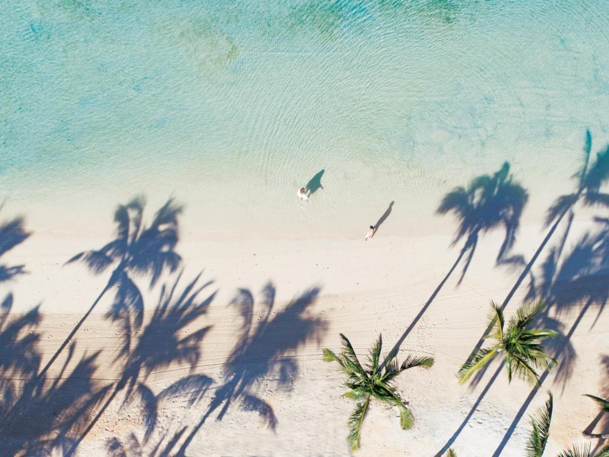 Heritage Le Telfair Golf & Wellness Resort Bel Ombre Bagian luar foto Aerial view of the beach