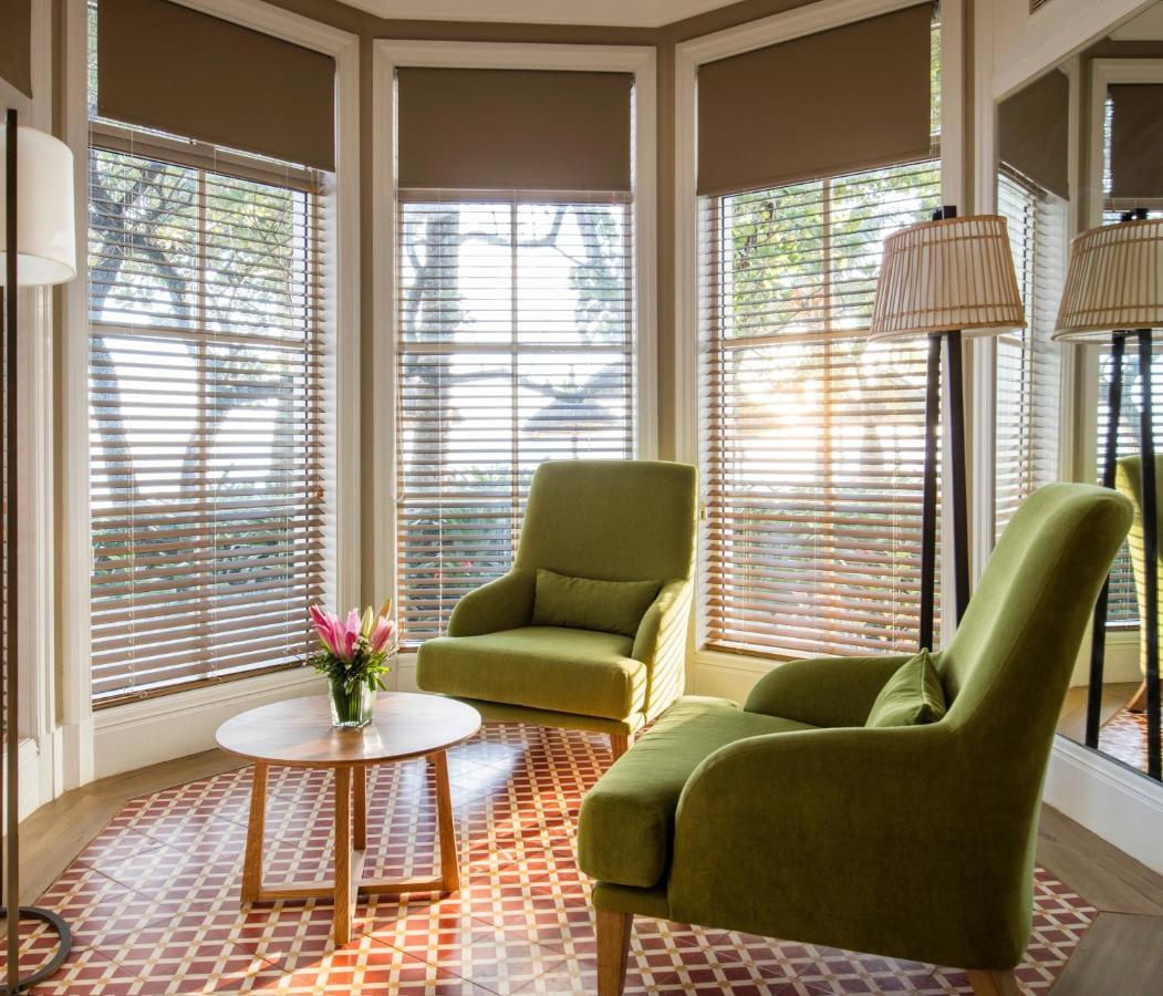 Heritage Le Telfair Golf & Wellness Resort Bel Ombre Bagian luar foto Venetian blinds