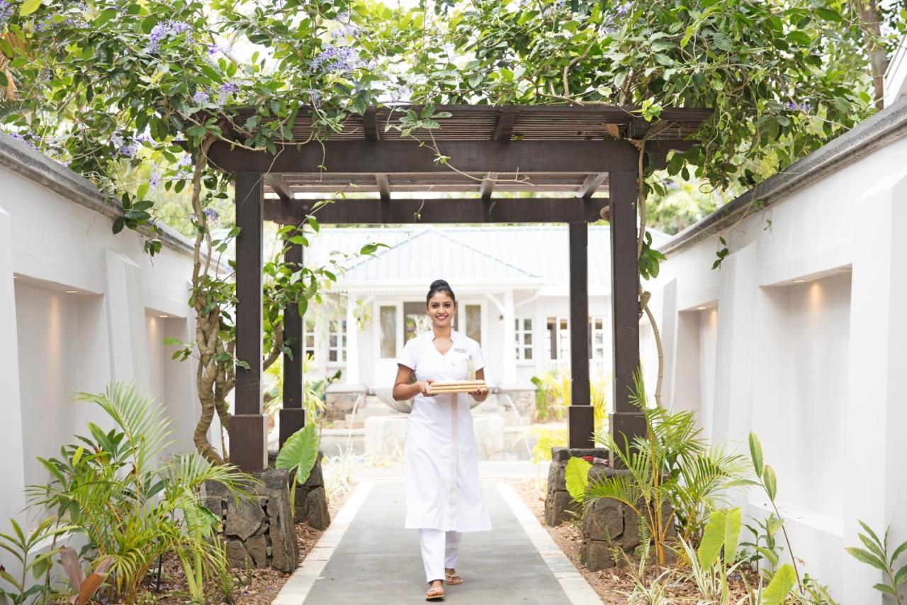 Heritage Le Telfair Golf & Wellness Resort Bel Ombre Bagian luar foto L'Akasia Spa
