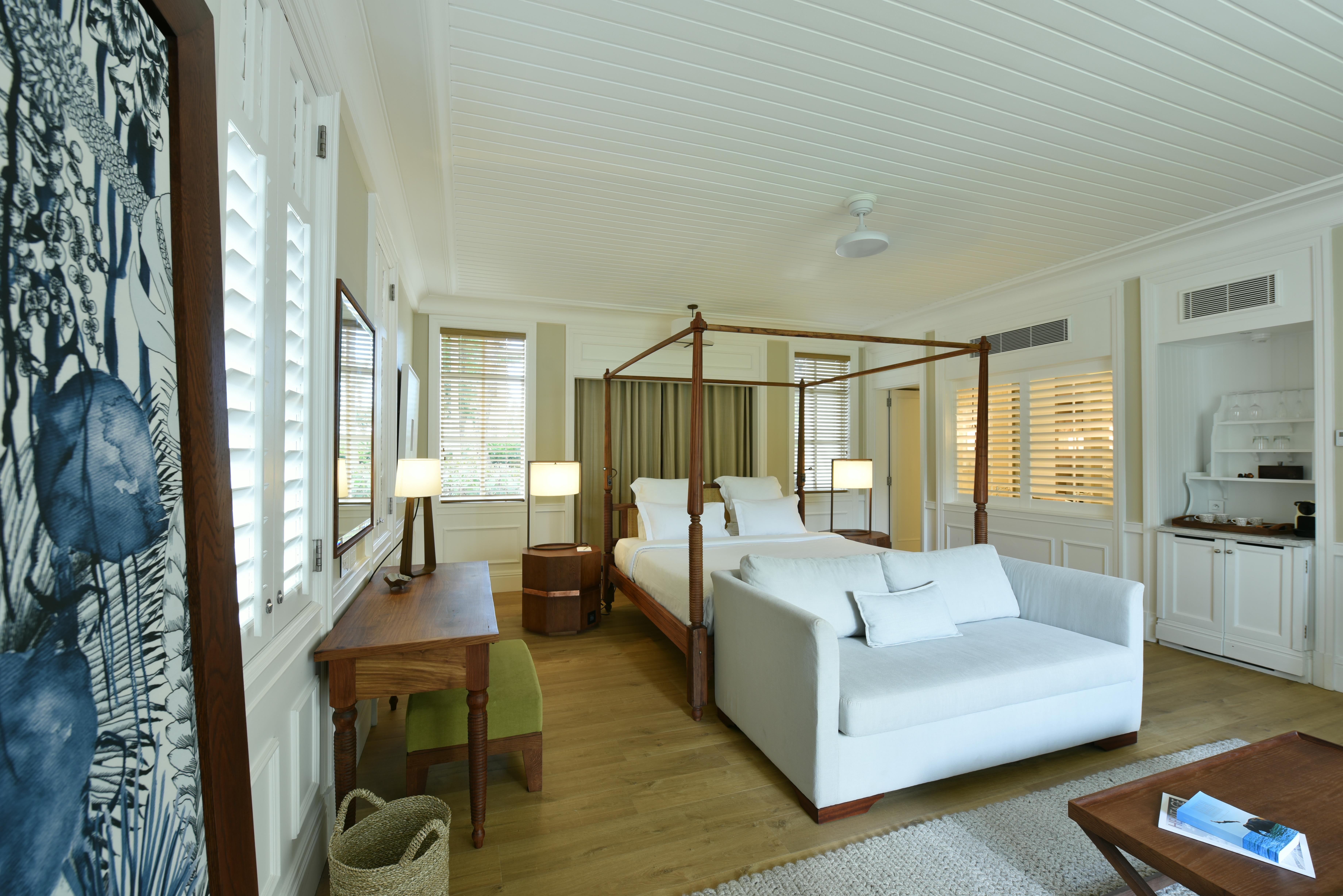 Heritage Le Telfair Golf & Wellness Resort Bel Ombre Bagian luar foto A room at the hotel