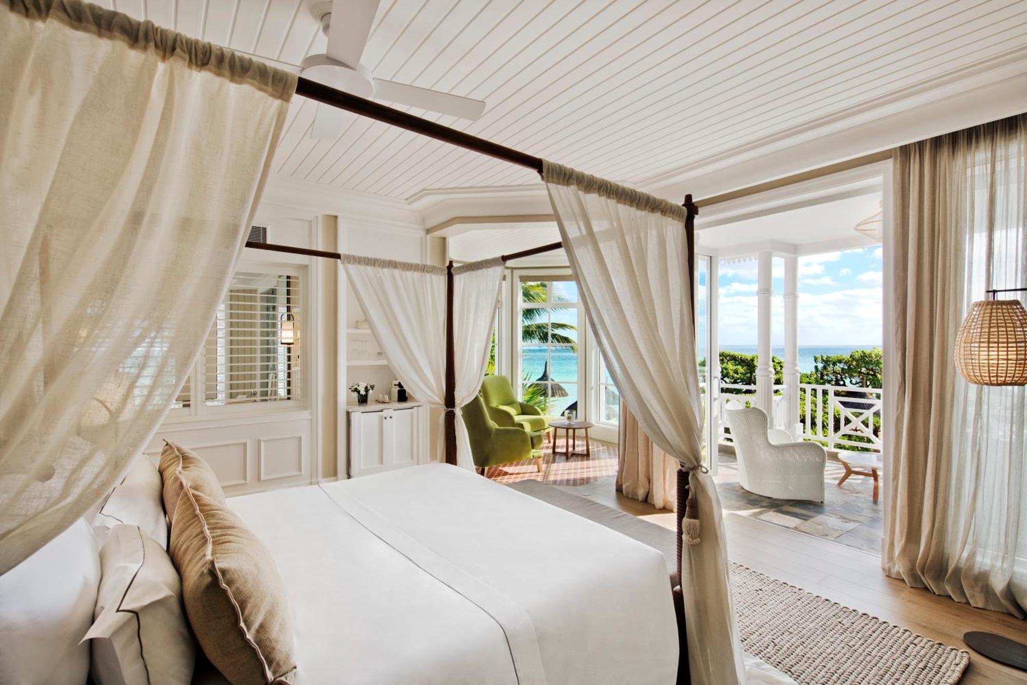Heritage Le Telfair Golf & Wellness Resort Bel Ombre Ruang foto A bedroom at the Eden Rock Cap O'jib Beach Resort